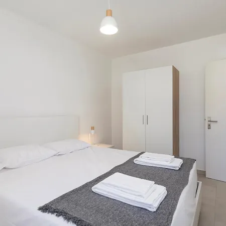 Gasthuis The Concierge - Casa Ie Albufeira