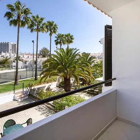 Pensión The Concierge - Casa Ie 3*