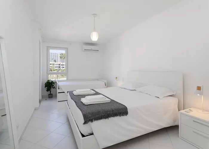 Gasthuis The Concierge - Casa Ie Albufeira