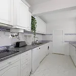 The Concierge - Casa Ie Pensión